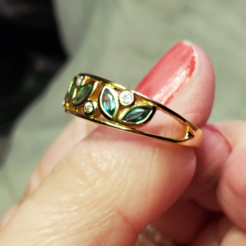 Vintage Floral Accent 925 Silver Canada Goldstone Ring Size 8.25